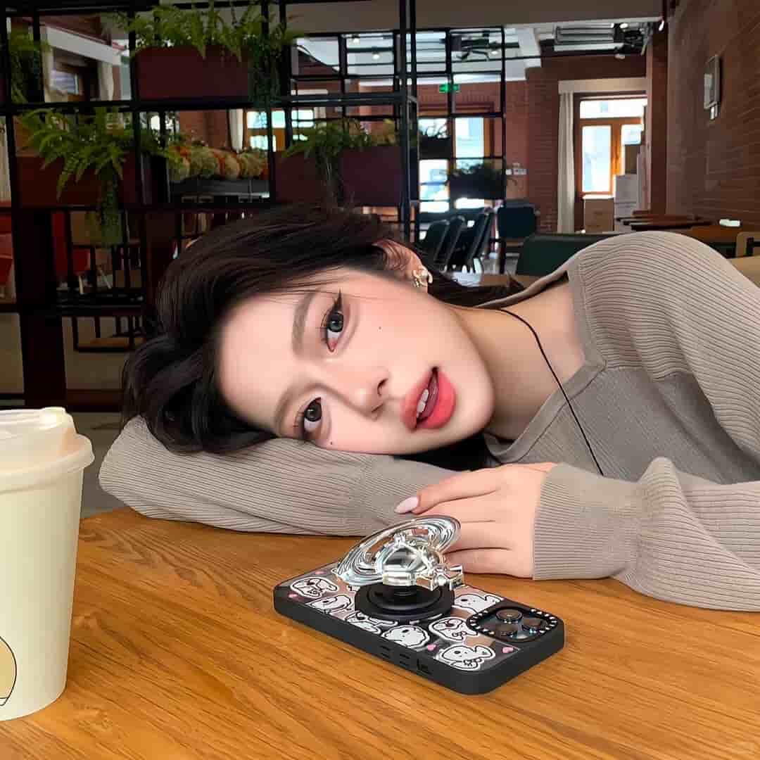 在昆明怎么找到高端模特的微信号